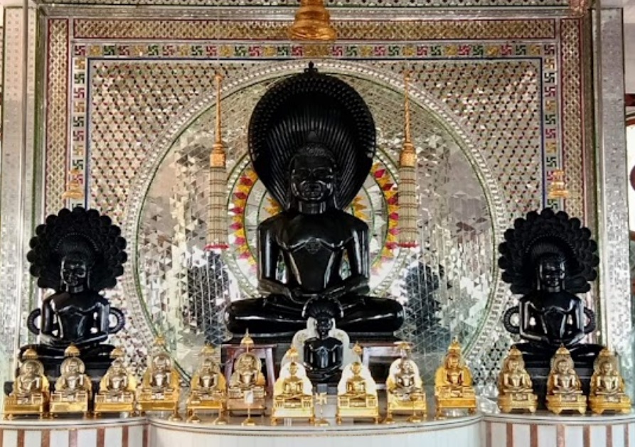 Mahaveer Jain Pisanhari ki Madhiya